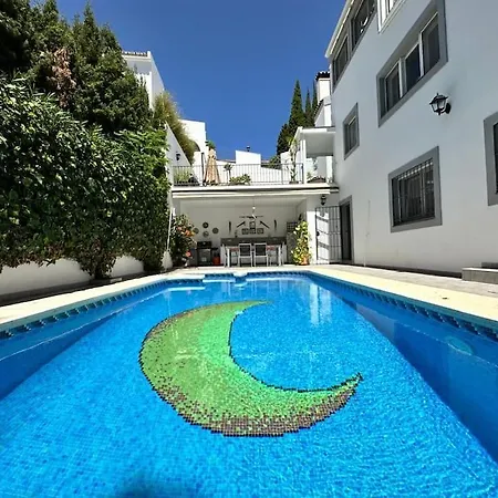 Wonderful Private Near With Sea Views Marbella